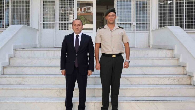 Çine Kaymakamı Ali Erdoğan, Askerlik Şubesi Başkanı Çınar’a başarılar diledi