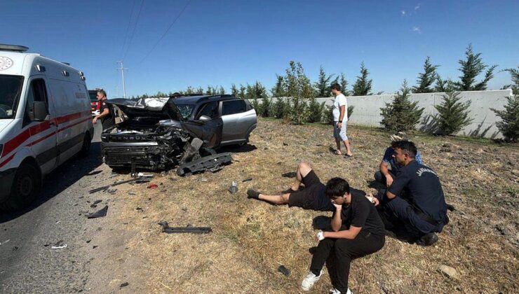 Çorlu’da Kafa Kafaya Çarpışma: 5 Yaralı