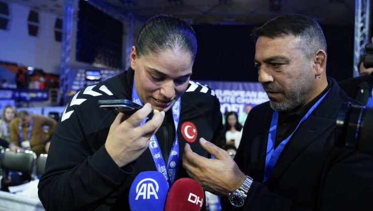Cumhurbaşkanı Erdoğan, Avrupa şampiyonu milli boksör Havvanur Kethüda’yı tebrik etti