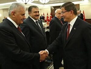 Davutoğlu’nun avukatından tazminat açıklaması: “TCK 299 soruşturması ile tazminat davası iki ayrı konu”