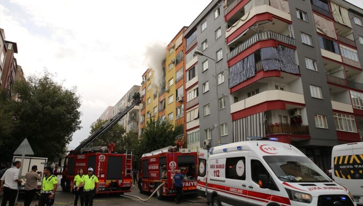 Denizli’de apartmandaki yangında 2 kişi dumandan etkilendi