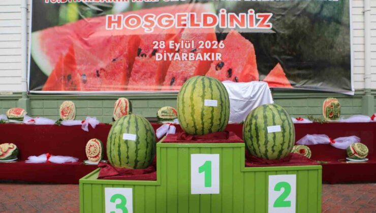 Diyarbakır’da karpuz yarışında Adil Aydın’ın 47 kilo 900 gramlık karpuzu birinci oldu