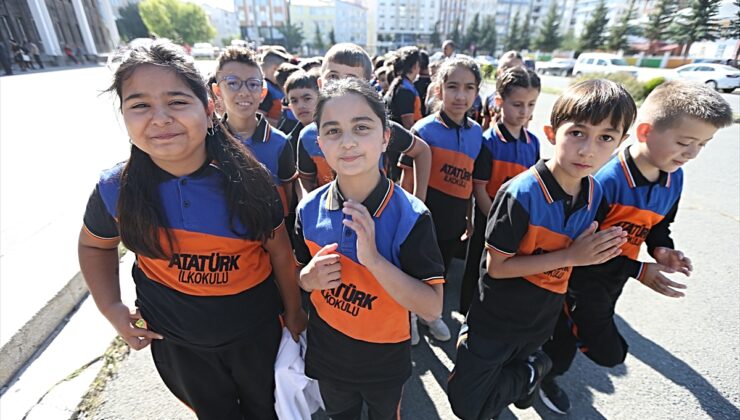 Doğu Anadolu’daki illerde eğitim öğretim yılı dolayısıyla törenler düzenlendi