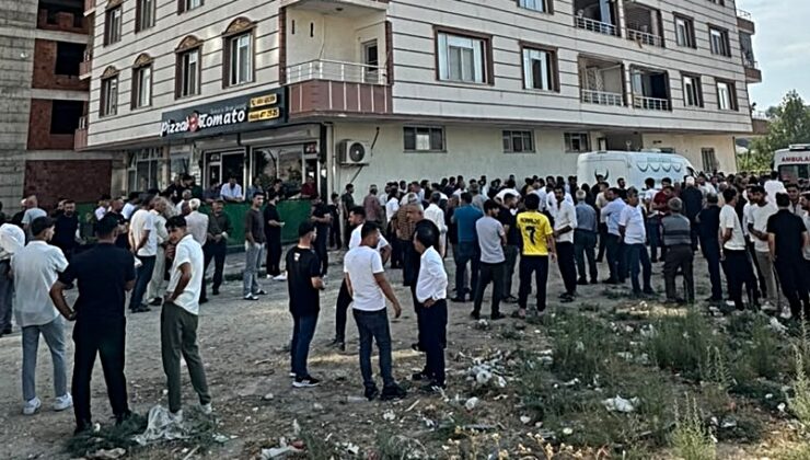 Eşi ve 2 çocuğunu öldürüp, intihar etti