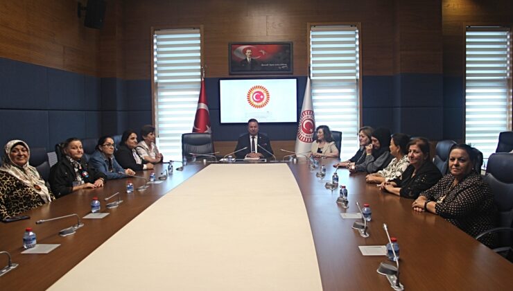 Fatih Erbakan, Azerbaycanlı şehit yakınlarıyla telekonferansla görüştü
