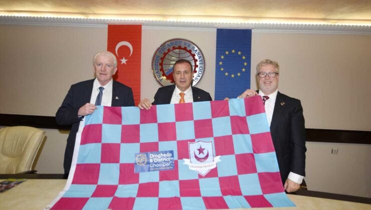 Formasında ay-yıldız taşıyan Drogheda United heyeti TTSO’da temaslarda bulundu