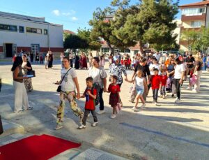 Gelibolu’da minik öğrenciler okula uyum etkinliğiyle başladı