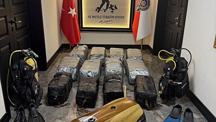 Gemideki 1,5 milyarlık kokain operasyonunda 8 tutuklama