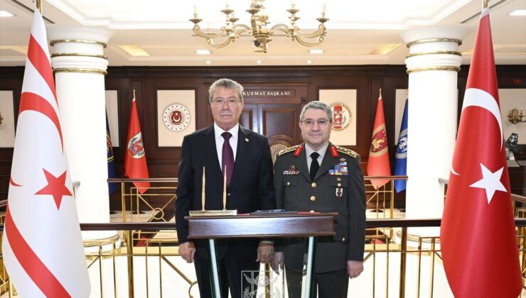 Genelkurmay Başkanı Orgeneral Bayraktaroğlu, KKTC Başbakanı Üstel ile görüştü