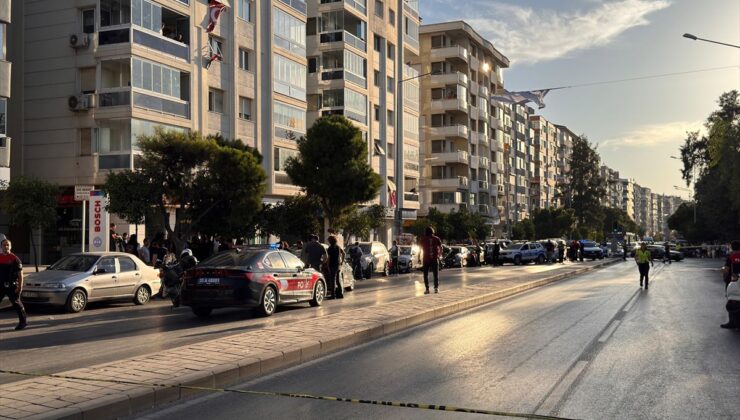 İzmir’de bankada rehin alma iddiası üzerine bölgeye ekipler sevk edildi