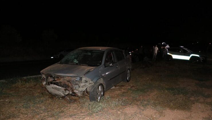 Kilis’te otomobil ile motosiklet çarpıştı, 2 kişi yaralandı