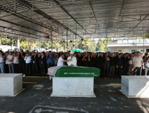 KKTC Gemi Kazasında Hayatını Kaybeden Gülcan Gürel Mersin’de Toprağa Verildi