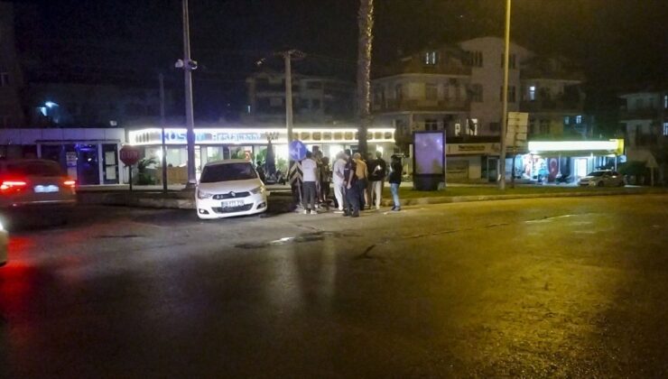 Manavgat’ta Otobüs-Otomobil Çarpıştı: 5 Yaralı