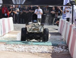 Mardin’de TEKNOFEST İnsansız Kara Aracı Yarışması ikinci gününde müsabakalarla sürüyor