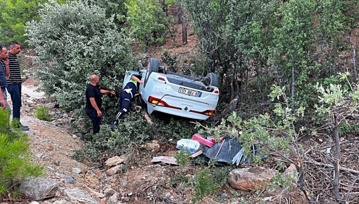 Mersin Mut’ta otomobil şarampole devrildi, sürücü ağır yaralandı
