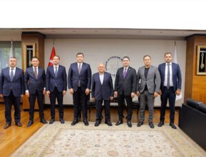 MHP Milletvekillerinden Büyükkılıç’a Ziyaret