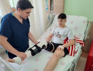 Niğde’de 13 yaşındaki çocukta ön çapraz bağ ameliyatı büyüme plakları korunarak yapıldı