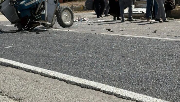 Otomobil ile çarpışan traktör ikiye bölündü