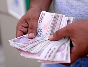 Petrol piyasası alev aldı! Benzine gece yarısı zam geliyor