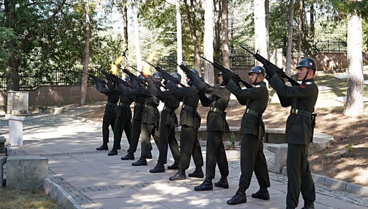 Sakarya Meydan Muharebesi Zaferi’nin 105. yıl dönümü kutlandı