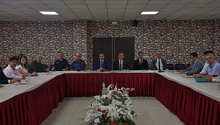 Salihli’de kamu yatırımları Kaymakam Güldoğan başkanlığında görüşüldü
