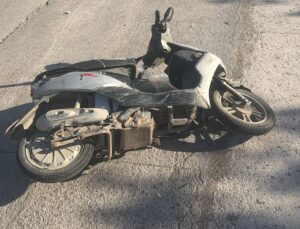 Samsun’da otomobille çarpışan elektrikli bisikletin sürücüsü yaralandı