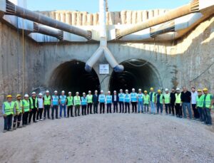 Siirt-Kurtalan Demiryolu Projesi Yüzde 30 Seviyesine Ulaştı