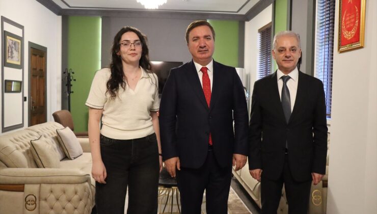 Silahlı saldırıda bir bacağını kaybeden doktor başhekim oldu