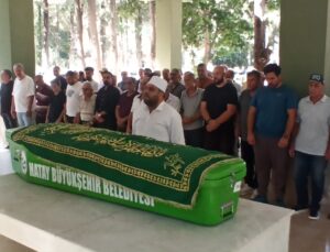 Silivri’de batan geminin kaptanı, Hatay’da toprağa verildi