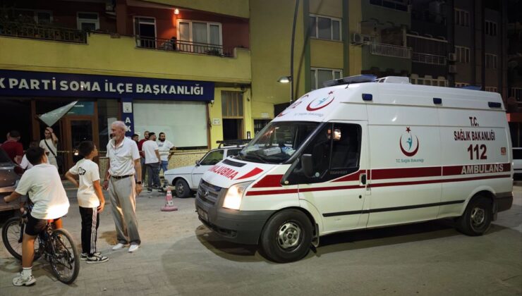 Soma’da Kontrolden Çıkan Araç AK Parti Binasına Girdi