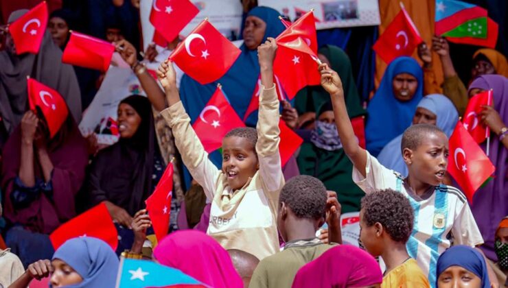 Somali’de Türkiye’ye destek gösterileri düzenlendi
