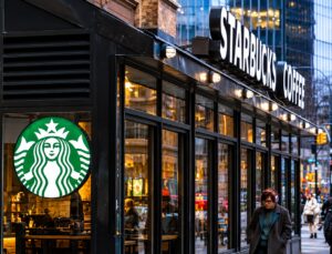 Starbucks’tan dikkat çeken karar: Kuzey Amerika’da 250 mağazasını kapatacak