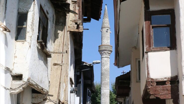 Tarihi Zile evlerinin restore edilerek turizme kazandırılması için çalışmalar sürüyor