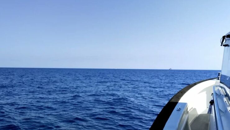 TCG Işın Gemisi Girne’de Arama Çalışmalarına Katıldı