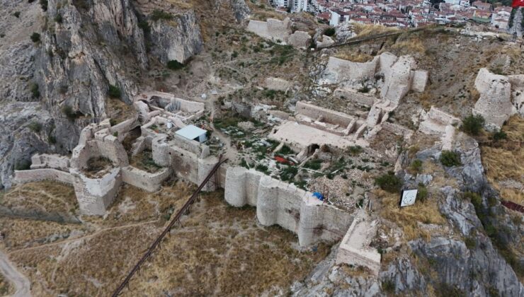 Tokat Kalesi’nde Restorasyon Çalışmalarında Yüzde 40 İlerleme
