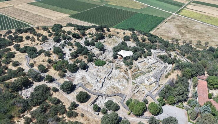 Troya Antik Kenti’nde 2 bin 800 yıllık agora gün yüzüne çıkarılıyor