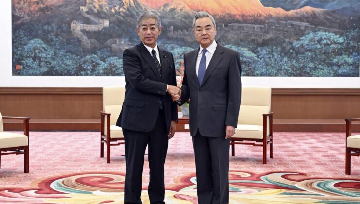 Wang Yi, Beijing’deki görüşmede Japonya’ya tarih ve Taiwan uyarısında bulundu