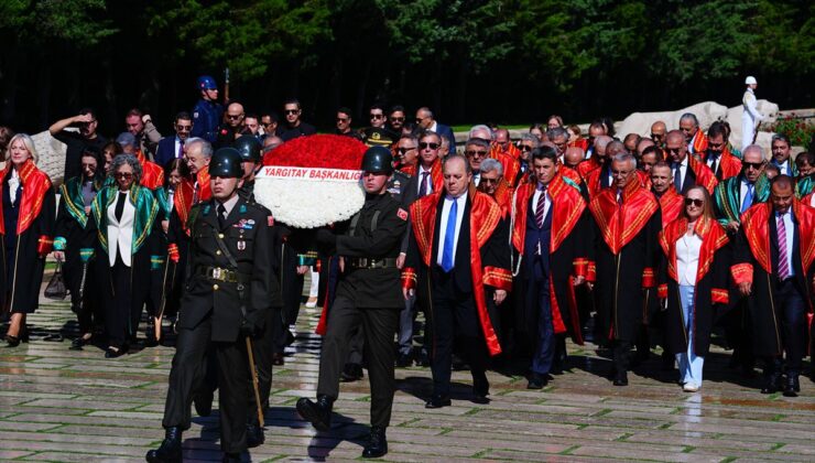 Yargıtay’dan Anıtkabir’de Adli Yıl Açılışı Ziyareti