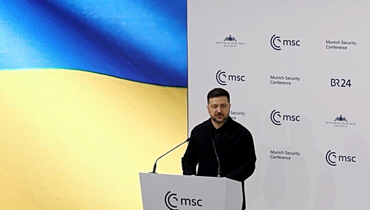 Zelenskiy: Rusya da aynı adımı atarsa belirli saldırıları durdurmaya hazırız