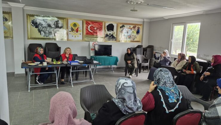 19 Mayıs İlçe Tarım ve Orman Müdürlüğü Çandır’da kadın çiftçilere su tasarrufunu anlattı