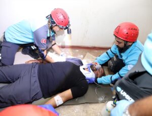 19. Bölge UMKE Tatbikatı, Şanlıurfa Bozova’da deprem senaryosuyla yapıldı