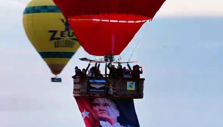29 Ekim Cumhuriyet Bayramı Pamukkale’de bayraklı balonlarla kutlandı