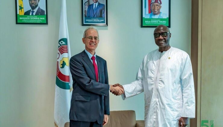 Abuja Büyükelçisi Poroy, ECOWAS Komisyonu Başkanı Diop’la işbirliğini görüştü