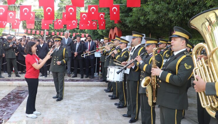 Adana, Mersin, Hatay ve Osmaniye’de Cumhuriyet’in 103. yıl törenlerine çelenk sunuldu