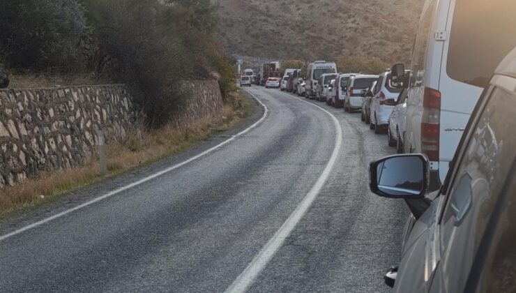 Adıyaman-Çelikhan karayolu patlatmalar nedeniyle araç ve yaya geçişine kapatılıyor