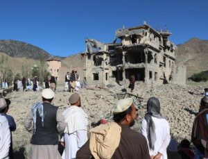 Afganistan Savunma Bakanlığı misillemede Pakistanlı personelde kayıp bildirdi