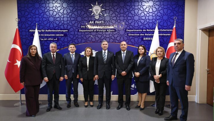 AK Partili Sırakaya, Bulgaristan heyetiyle 25 Ekim’deki seçimleri ele aldı