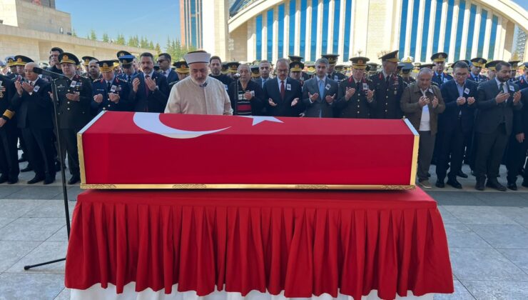 Ankara’da kazada şehit olan Albay Gökgöz, son yolculuğuna uğurlandı