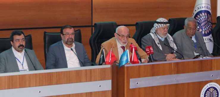 Atatürk Üniversitesi’ndeki aile sempozyumunda Aile Enstitüleri çağrısı yapıldı