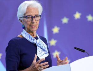 Avrupa Merkez Bankası Başkanı Lagarde istifa etti
